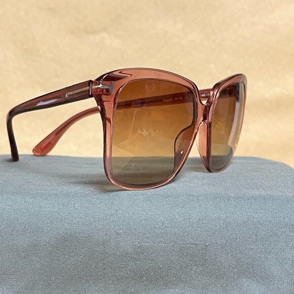Tom Ford Accessories - Tom Ford Pink Gradient Oversized Sunglasses